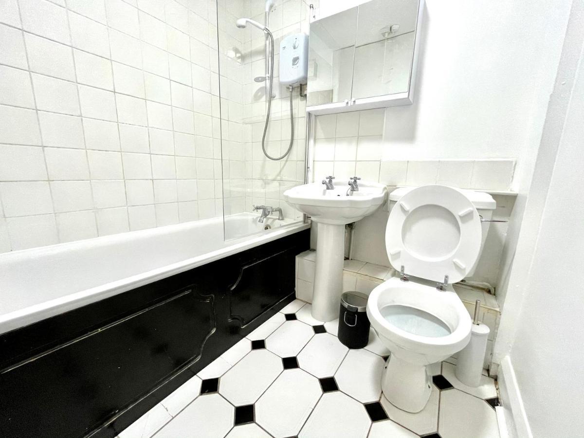 Appartamento No2326 Tree-Hole Northolt  Esterno foto